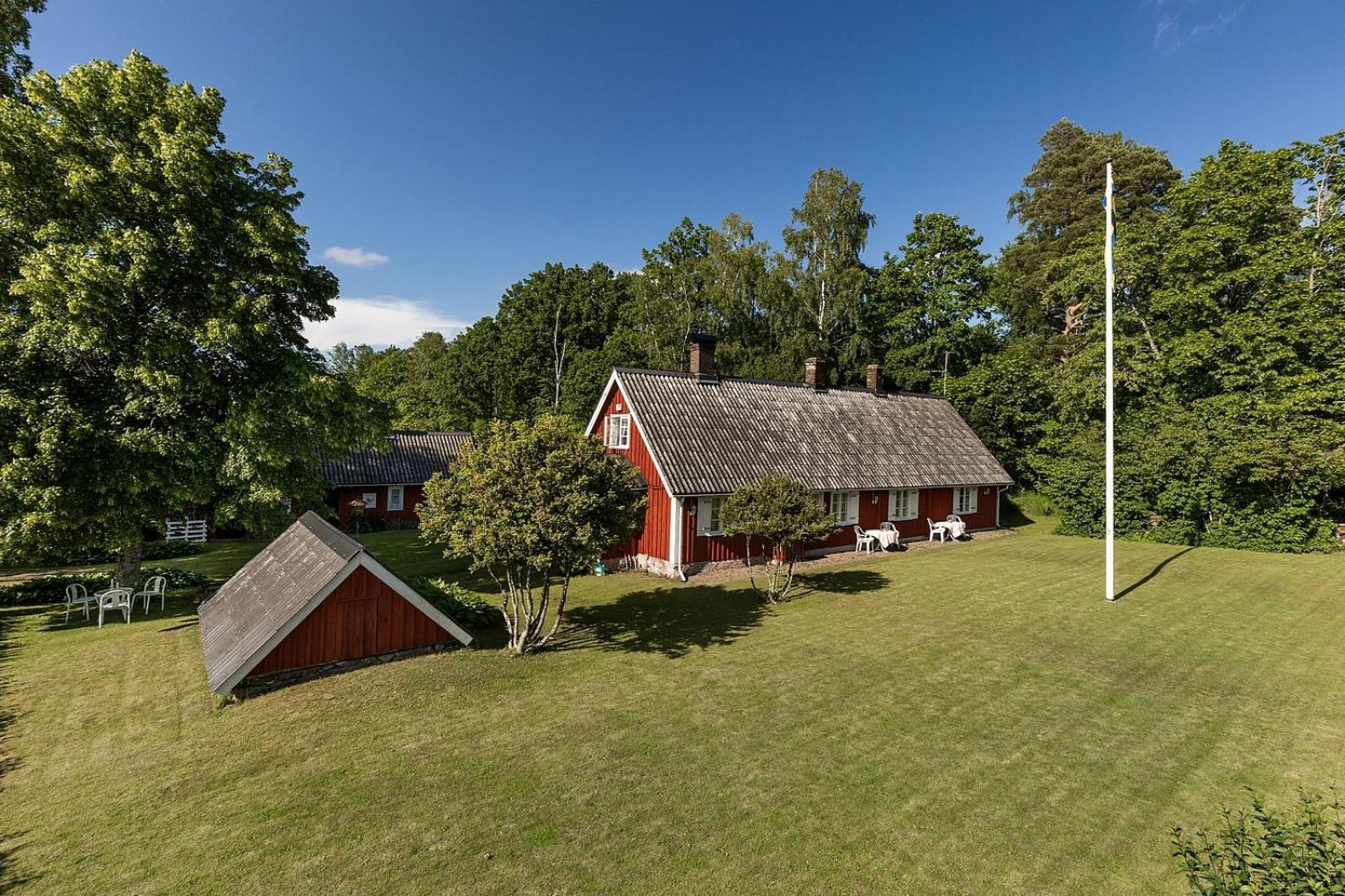 Swedish Idyll Hotell Årstad Exteriör bild